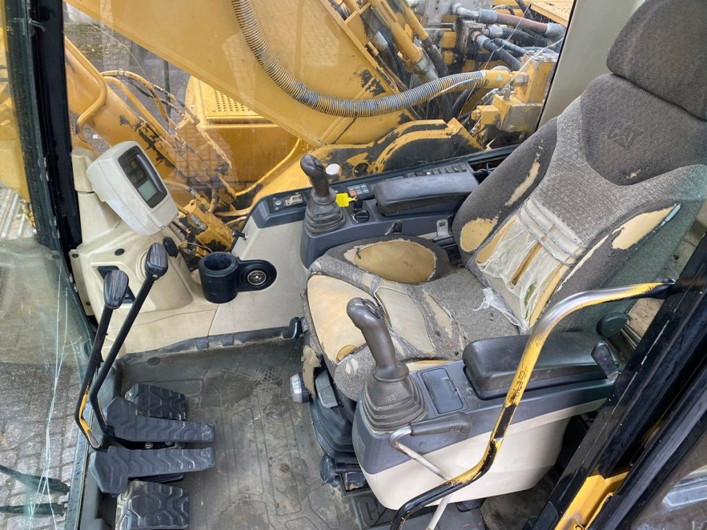 Excavator Back-axle Seat